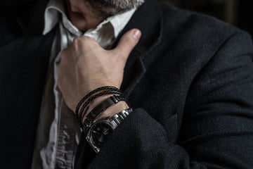Come scegliere un gioiello da uomo?