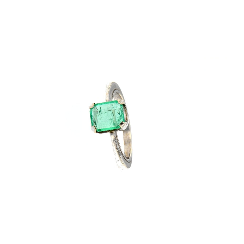 Anello con Smeraldo e Diamanti (articolo non in saldo)