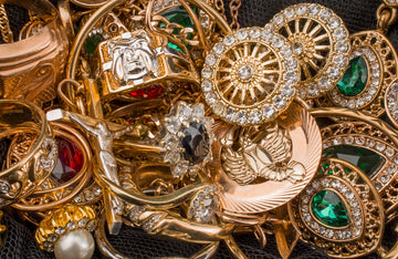 Differenza tra oro usato, oro rotto e gioielli rigenerati: cosa cambia davvero