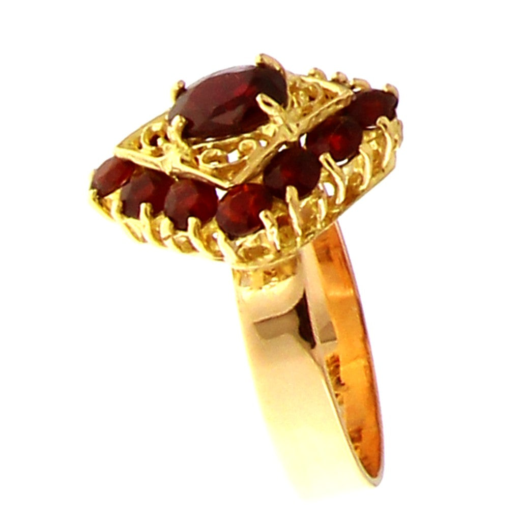 Anello a Rombo con granati