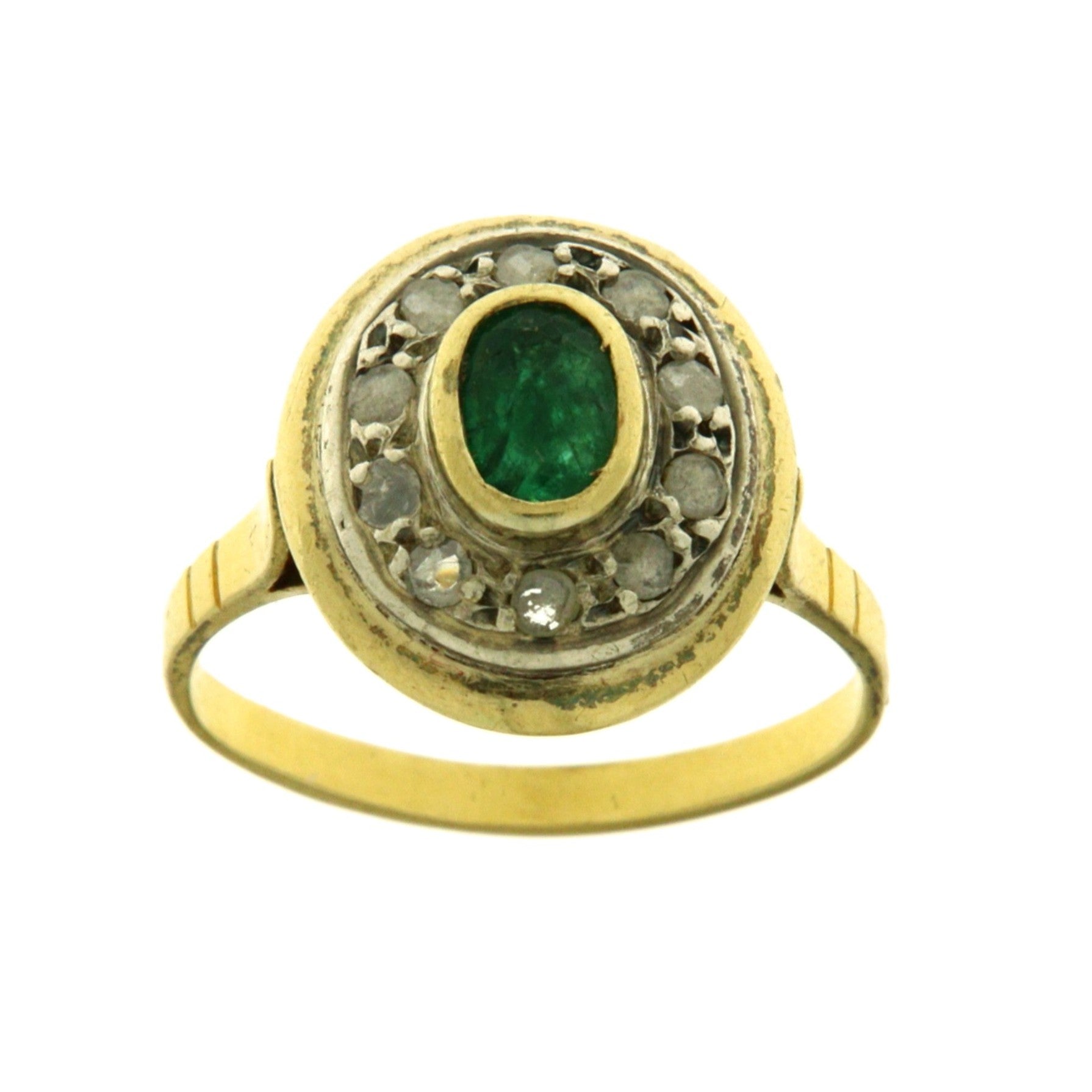 Anello Ovale con Diamanti da 0.01 CT e Smeraldo da 0.2 CT