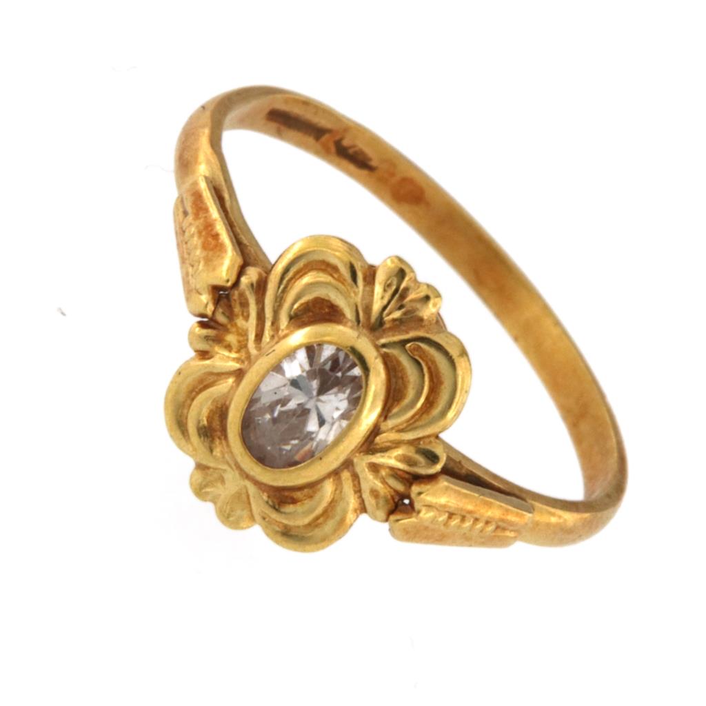 Anello Vintage con Pietra Bianca