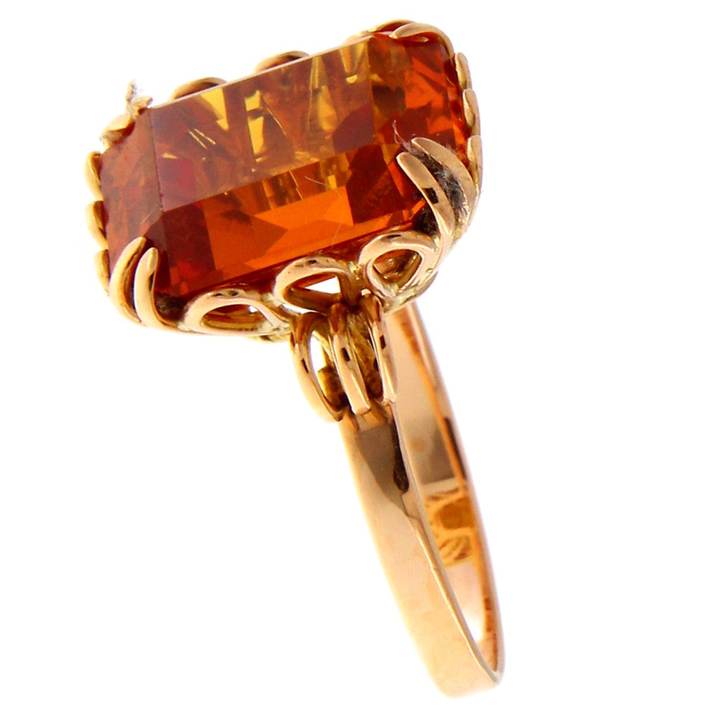 Anello con Topazio