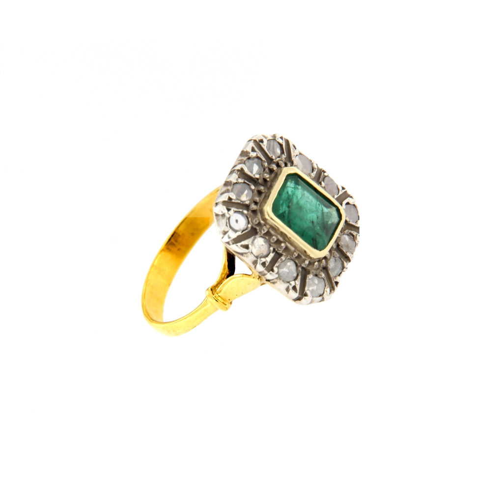 Anello Vintage con Smeraldo e Diamanti anni 40 (articolo non in saldo)