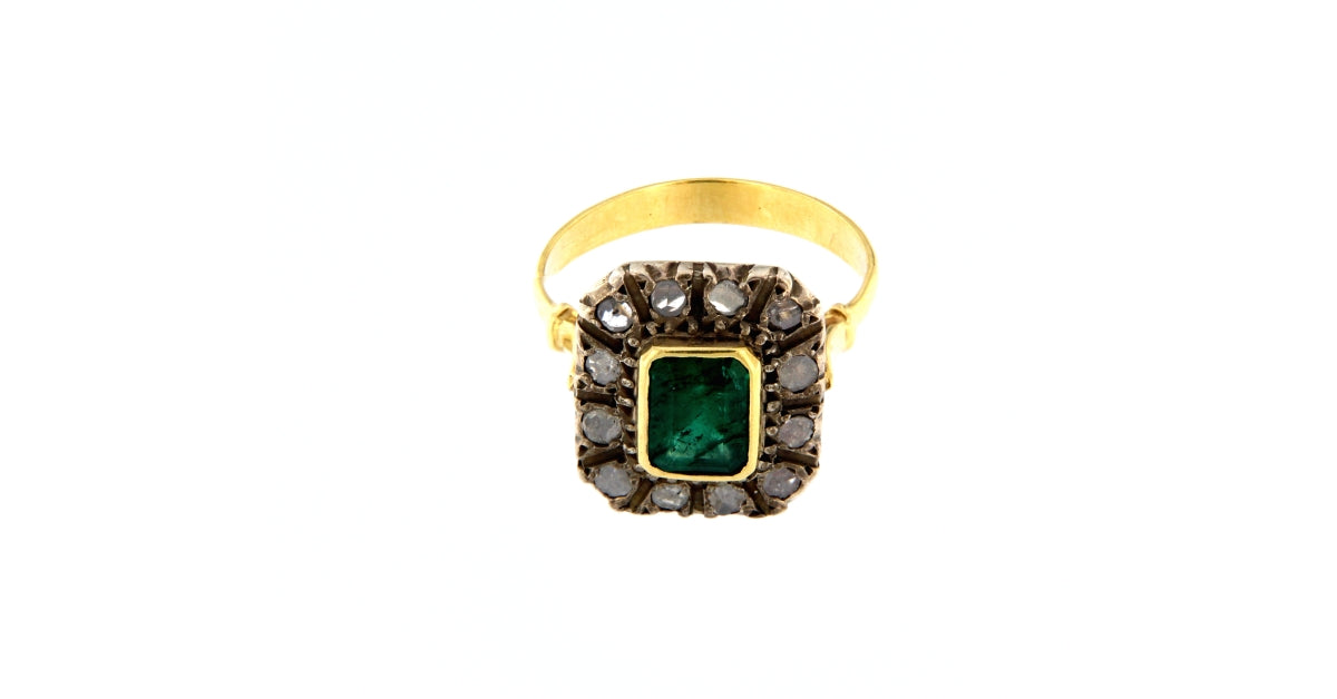 Anello Vintage con Smeraldo e Diamanti anni 40 (articolo non in saldo)