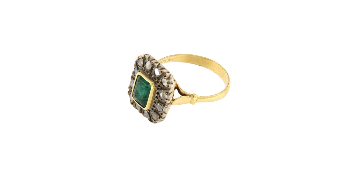 Anello Vintage con Smeraldo e Diamanti anni 40 (articolo non in saldo)