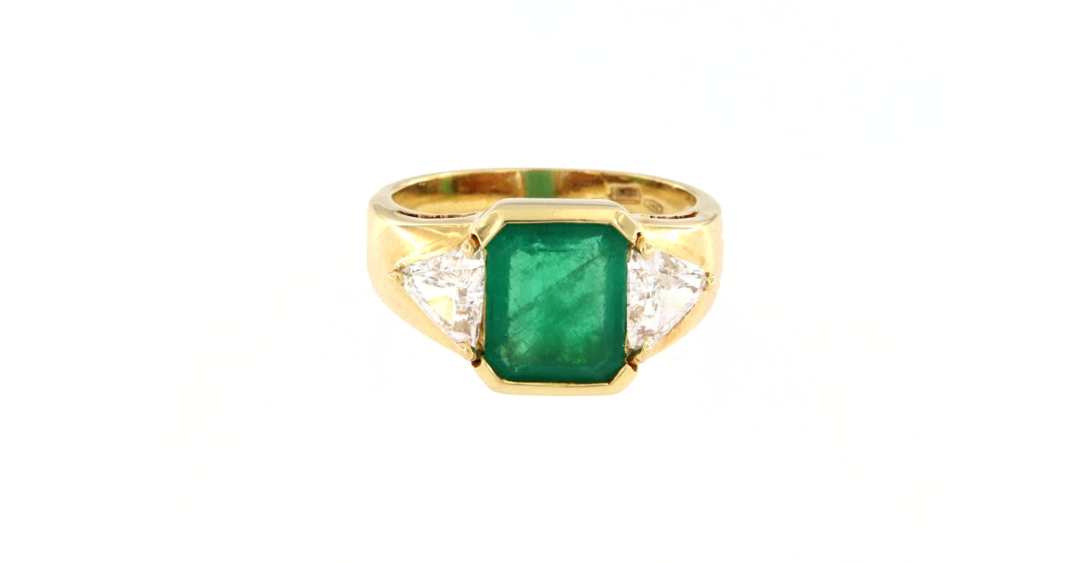 Anello Smeraldo da 2,1 CT e Diamanti da 1,4 CT (COL G/SI2) (Articolo non in Saldo)