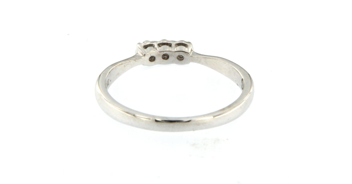 Anello Trilogy di Zirconi