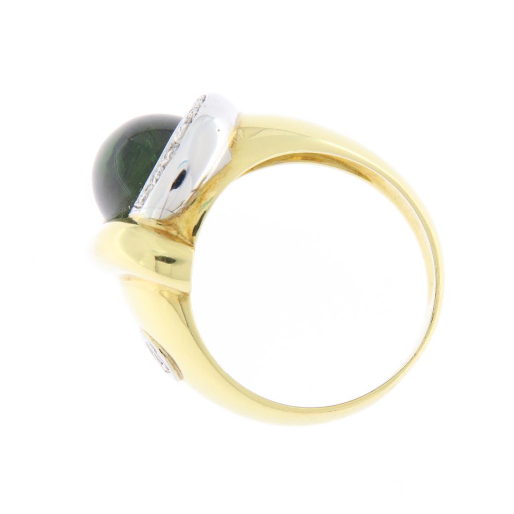 Anello a Fascia con Pietra Verde