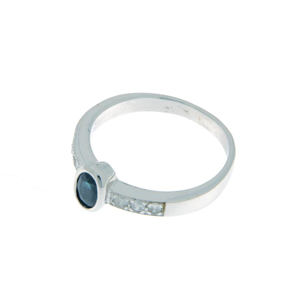 Anello con Zaffiro e diamanti