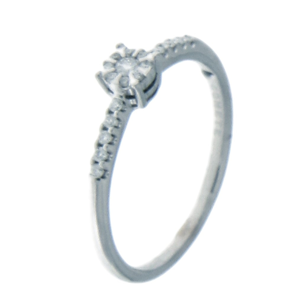 Anello Riviera con Diamanti da 0.02 CT e 0.05 CT + 0.01 CT