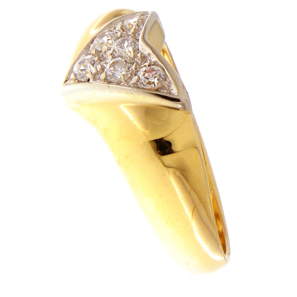 Anello con Zirconi