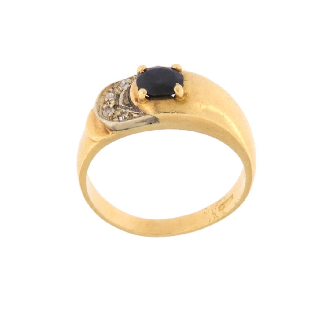Anello con Zaffiro e Diamanti da 0.01 CT