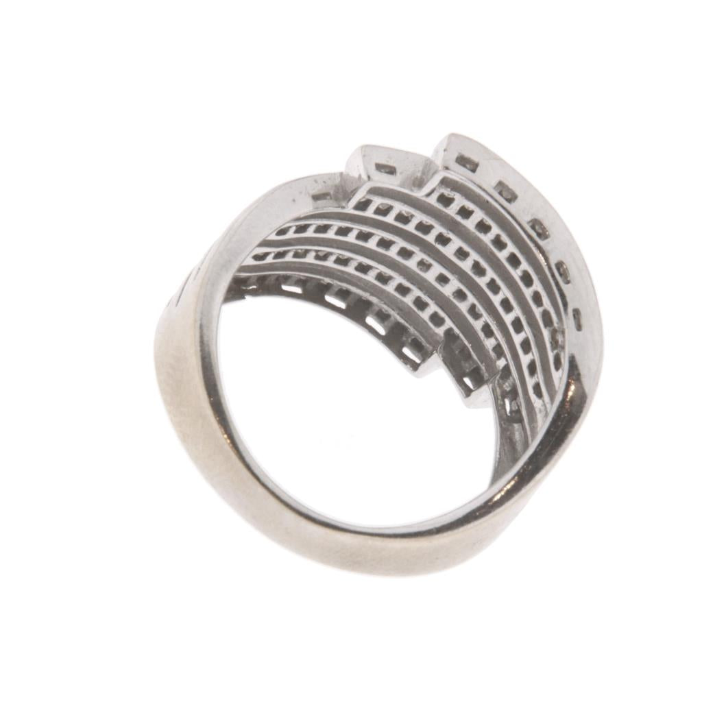 Anello Fascia Pietre Bianche